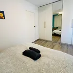 Casa Gracia Stylish 2 Bedroom Close To The By Namaste Elite